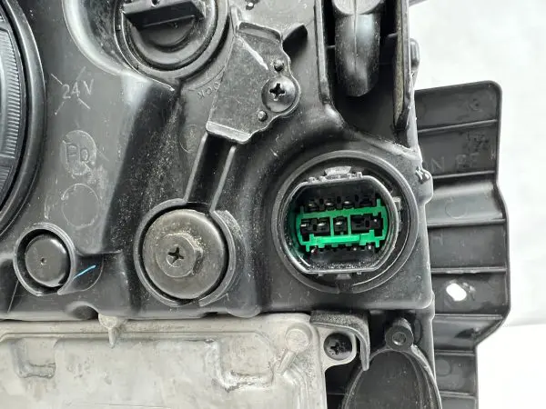 92101s9500  2023 2024 kia telluride full led front left oem headlight complete - Image 19