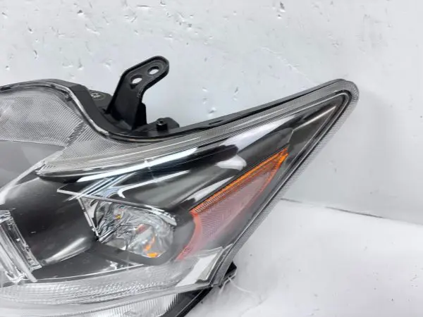 2011 2012 2013 2014 2015 2016 2017 LEXUS Ct Ct200 HALOGEN LEFT OEM HEADLIGHT - Image 5