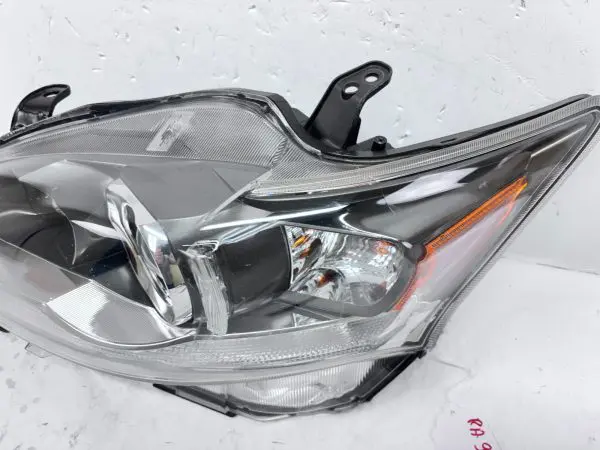 2011 2012 2013 2014 2015 2016 2017 LEXUS Ct Ct200 HALOGEN LEFT OEM HEADLIGHT - Image 6