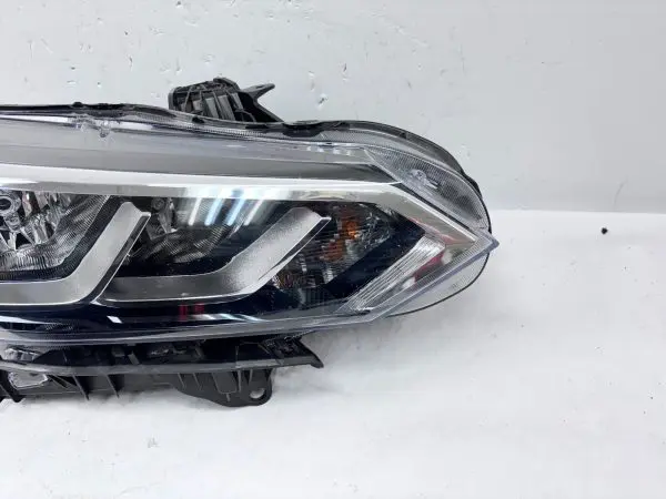 260106LB0A  2020 2021 2022 2023 NISSAN SENTRA HALOGEN FRONT RIGHT OEM HEADLIGHT - Image 2