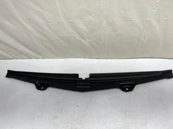 84426565  2022 2023 CHEVY TRAVERSE BUMPER COVER TRIM COVER