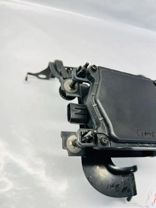 8821045030 2011 2012 2013 2014 2015 2016 SIENNA CRUISE CONTROL DISTANCE SENSOR - Image 4