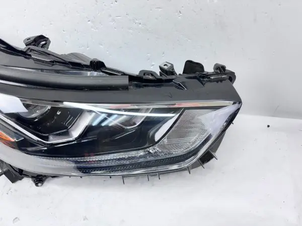 10000-8A06J  2020 2021 2022 2023 TOYOTA HIGHLANDER LED FRONT RIGHT OEM HEADLIGHT - Image 3