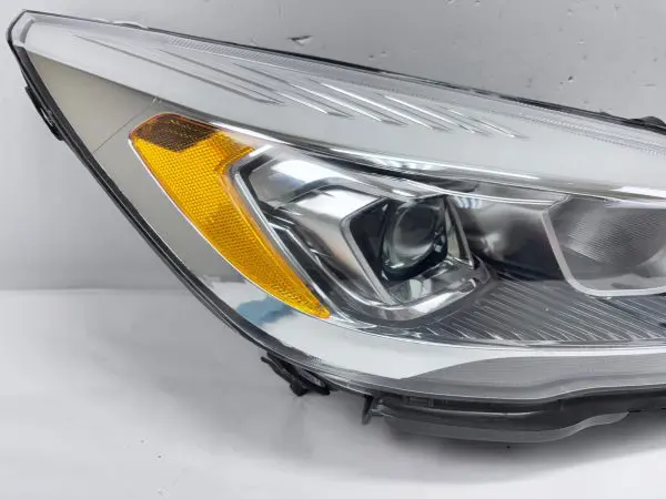 2017 2018 2019 FORD ESCAPE HALOGEN LED FRONT RIGHT OEM HEADLIGHT GJ5413W029BH - Image 7