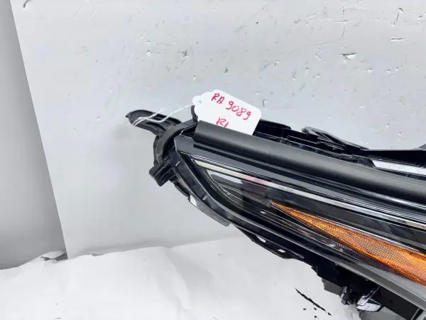 10000-8A06J  2020 2021 2022 2023 TOYOTA HIGHLANDER LED FRONT RIGHT OEM HEADLIGHT - Image 11