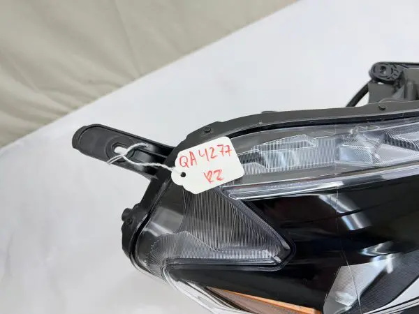 MINT 2016 2017 2018 2019 NISSAN SENTRA HALOGEN FRONT RIGHT CAPA HEADLIGHT - Image 10
