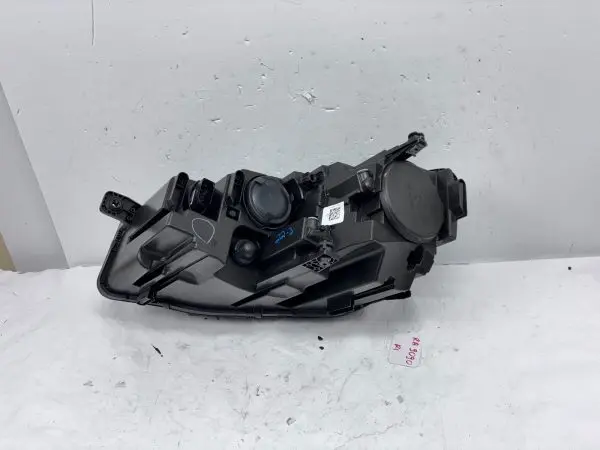 561941006E  2016 2017 2018 2019 VW PASSAT HALOGEN FRONT RIGHT OEM HEADLIGHT - Image 19