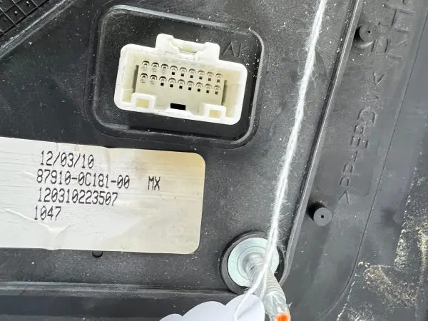 2007 2008 2009 2010 2011 2012 2013 TOYOTA TUNDRA FRONT RIGHT OEM SIDEVIEW MIRROR - Image 6