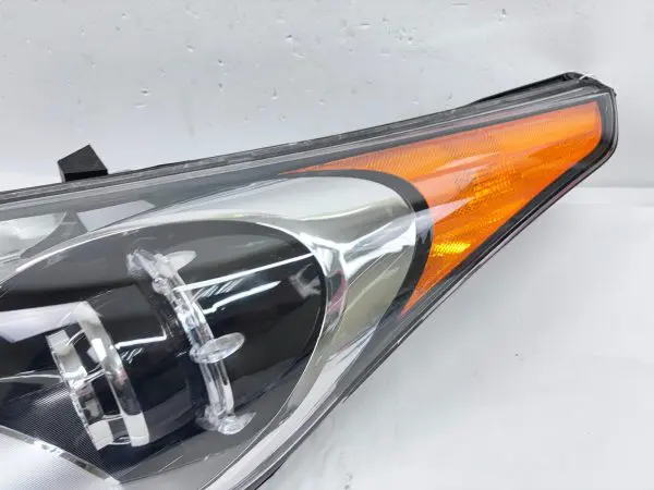 2012 2013 2014 2015 2016 2017 HYUNDAI VELOSTER HALOGEN FRONT LEFT OEM HEADLIGHT - Image 8