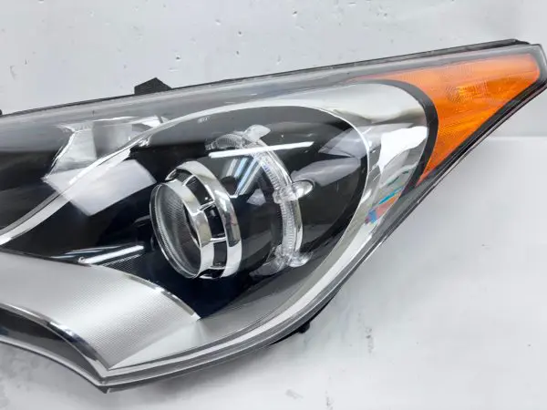 2012 2013 2014 2015 2016 2017 HYUNDAI VELOSTER HALOGEN FRONT LEFT OEM HEADLIGHT - Image 9