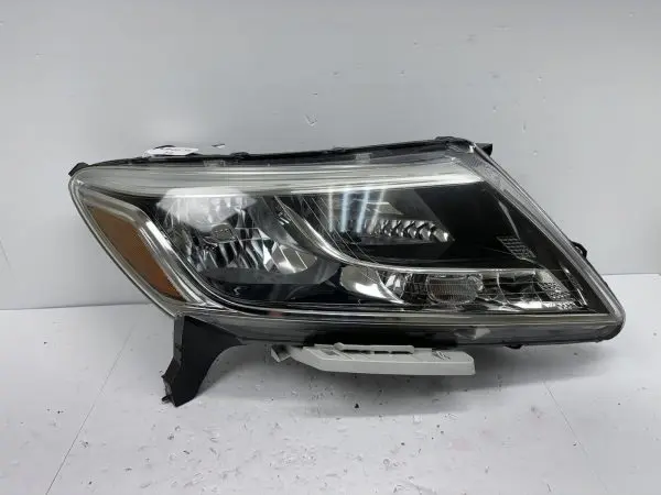 2013 2014 2015 2016 NISSAN PATHFINDER HALOGEN FRONT RIGHT OEM HEADLIGHT