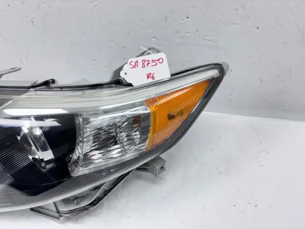 2012 2013 2014 TOYOTA CAMRY BLACK BEZEL HALOGEN FRONT LEFT OEM HEADLIGHT - Image 4