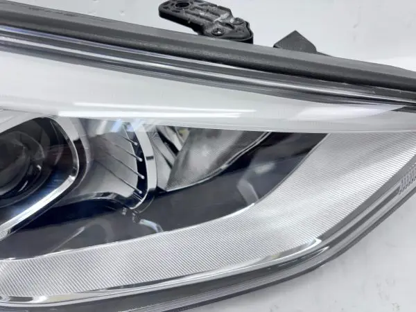 MINT 2013 2014 2015 2016 HYUNDAI SANTA FE XENON RIGHT OEM HEADLIGHT 92102-B8120 - Image 4