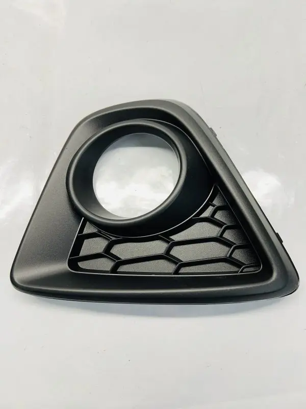 2013 2014 2015 MAZDA CX5 FRONT RIGHT OEM FOG LIGHT BEZEL TRIM ONLY kd5350c11
