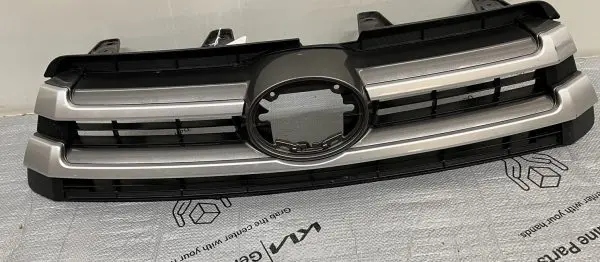 53101-0E240 2017 2018 2019 TOYOTA HIGHLANDER OEM GRILLE UPPER GRAY