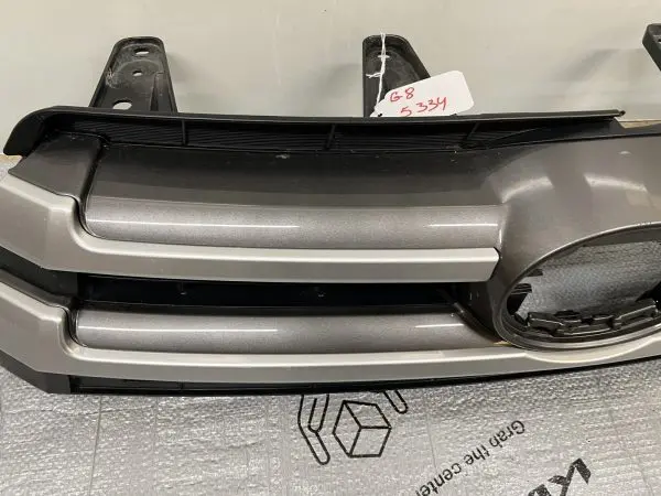 53101-0E240 2017 2018 2019 TOYOTA HIGHLANDER OEM GRILLE UPPER GRAY - Image 4