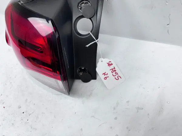 2022 2023 2024 CHEVY EQUINOX HALOGEN REAR LEFT OEM TAIL LIGHT 85132581 - Image 4