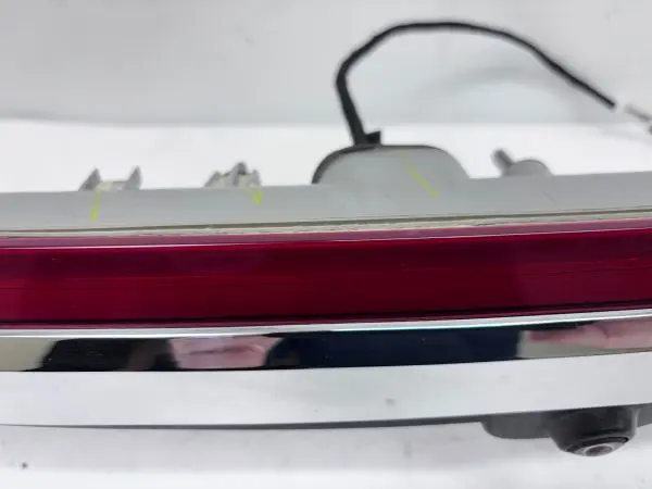 OEM 2017 2018 2019 2020 lincoln continental rear center tail light gd9b13b433by - Image 9