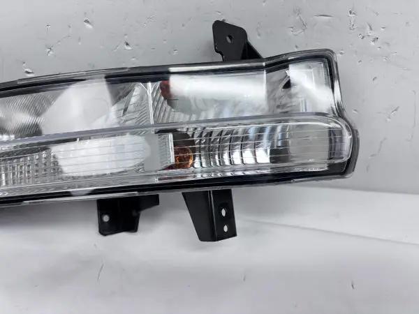 2017 2018 2019 2020 2021 JEEP COMPASS HALOGEN FRONT RIGHT OEM TURN SIGNAL - Image 3