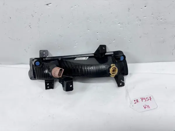 2017 2018 2019 2020 2021 JEEP COMPASS HALOGEN FRONT RIGHT OEM TURN SIGNAL - Image 8