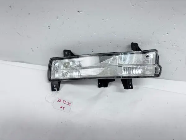 2017 2018 2019 2020 2021 JEEP COMPASS HALOGEN FRONT RIGHT OEM TURN SIGNAL
