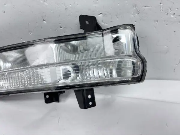 2017 2018 2019 2020 2021 JEEP COMPASS HALOGEN FRONT RIGHT OEM TURN SIGNAL - Image 2