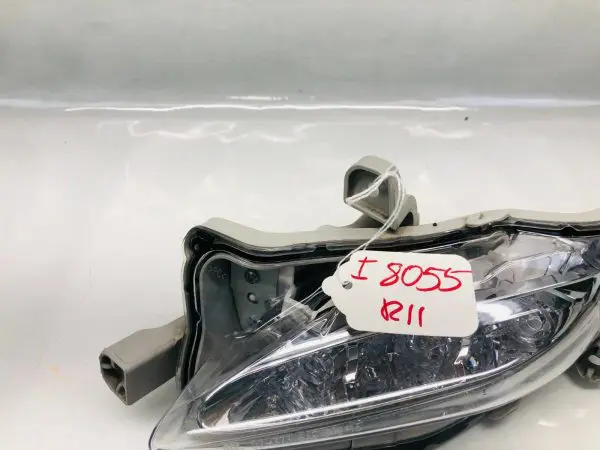 2017 2018 2019 TOYOTA COROLLA LED FRONT LEFT OEM RUNNING LIGHT FOG LIGHT - Image 2