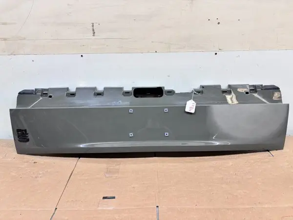 OEM 2022 2023 2024 RIVIAN R1S REAR LOWER TAIL GATE GENUINE LIFT GATE