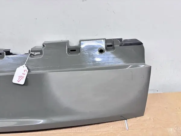 OEM 2022 2023 2024 RIVIAN R1S REAR LOWER TAIL GATE GENUINE LIFT GATE - Image 3