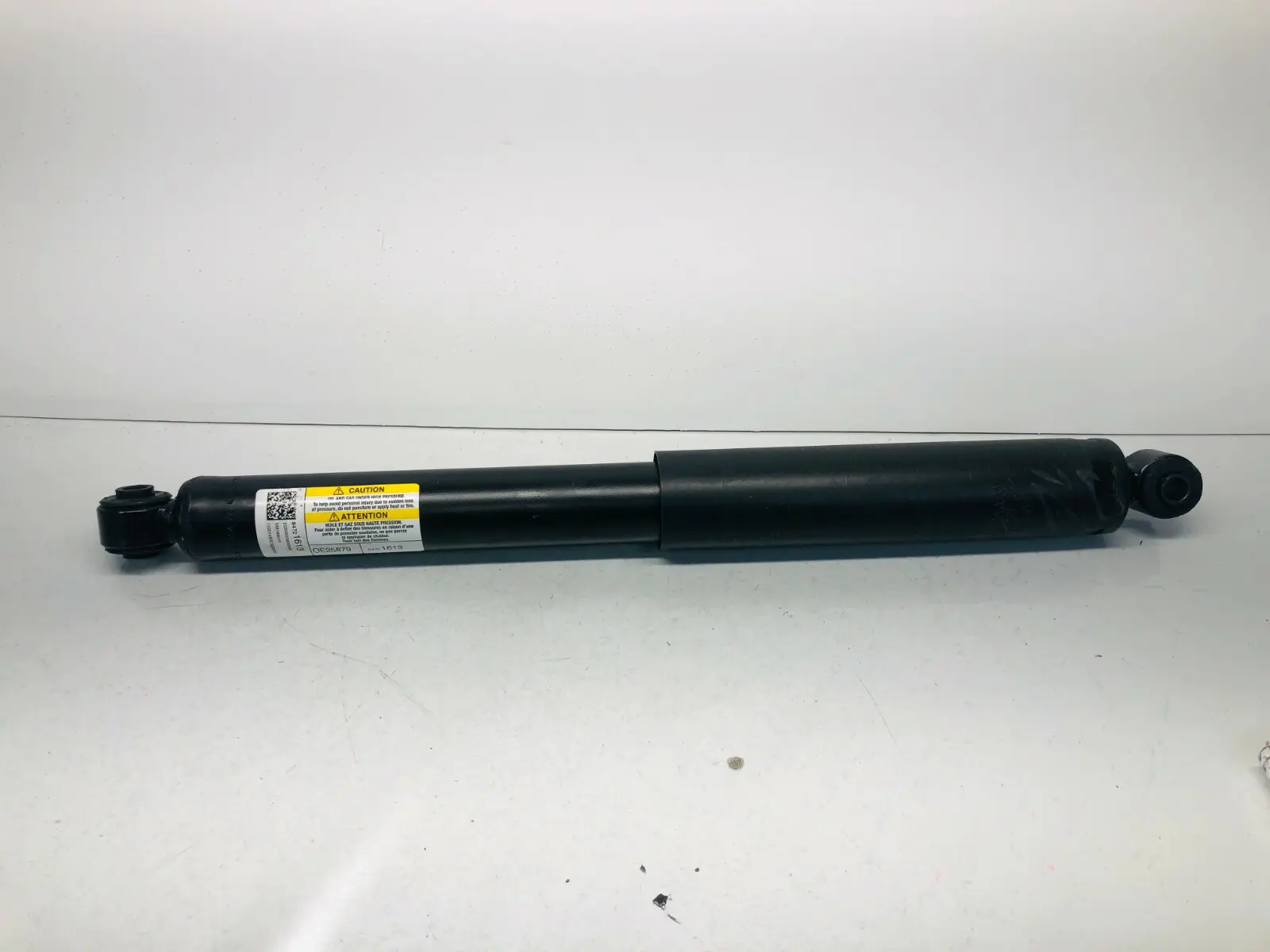 2019 2020 2021 2022 CHEVY SILVERADO SHOCK ABSORBER OEM GENUINE 84721613