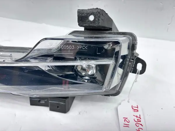 2017 2018 2019 2020 2021 2022 2023 TESLA MODEL 3 Y LED FRONT LEFT OEM FOG LIGHT - Image 4