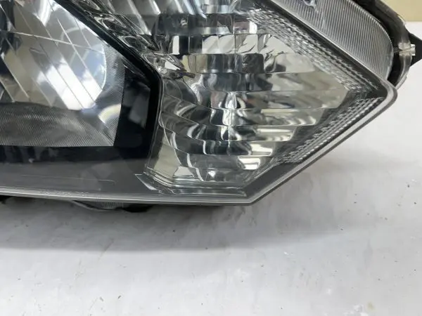 ALL TABS 2016 2017 2018 HONDA HRV HALOGEN FRONT RIGHT OEM HEADLIGHT - Image 3