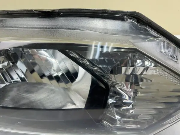 ALL TABS 2016 2017 2018 HONDA HRV HALOGEN FRONT RIGHT OEM HEADLIGHT - Image 4