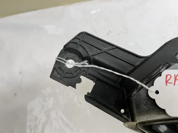ALL TABS 2016 2017 2018 HONDA HRV HALOGEN FRONT RIGHT OEM HEADLIGHT - Image 15
