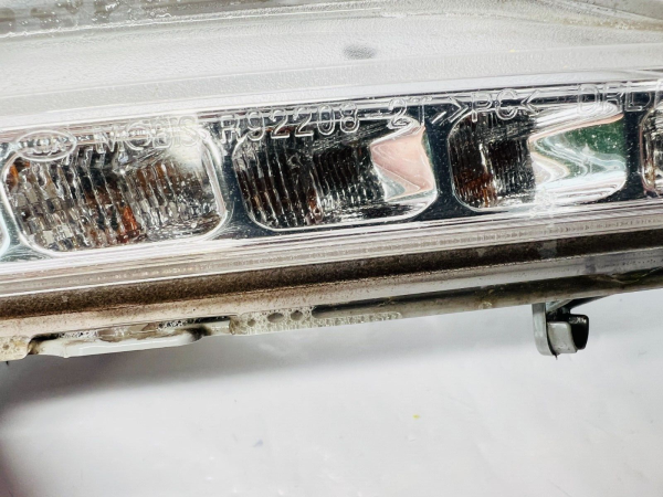 922082T100 2011 2012 2013 KIA OPTIMA LED RIGHT OEM  FOG LIGHT RUNNING LIGHT - Image 8