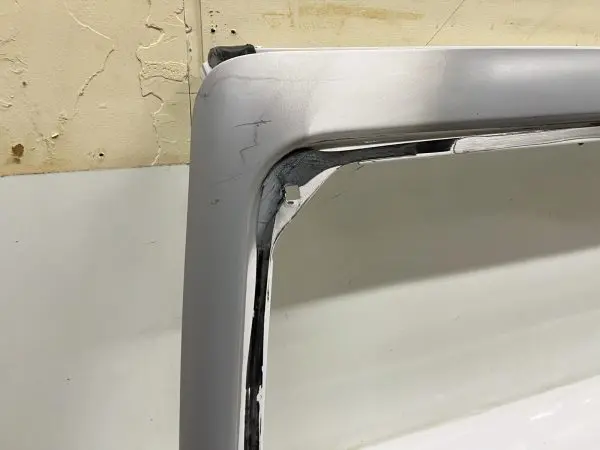 2019 2020 2021 2022 2023 Jeep Wrangler Gladiator  Front OEM Windshield Frame - Image 4