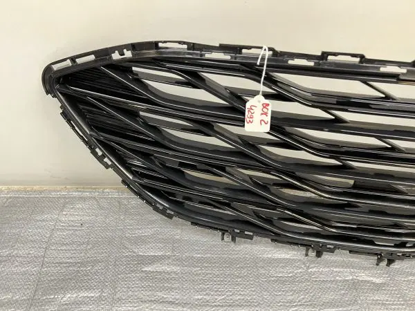 2019 2020 2021 2022 2023 CHEVY MALIBU FRONT OEM GRILLE GENUINE BLACK 84338683 - Image 4