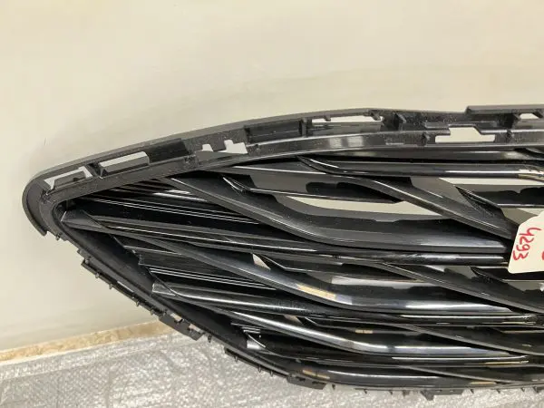 2019 2020 2021 2022 2023 CHEVY MALIBU FRONT OEM GRILLE GENUINE BLACK 84338683 - Image 5