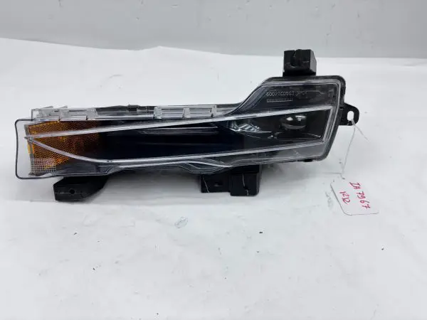 2017 2018 2019 2020 2021 2022 2023 TESLA MODEL 3 Y LED FRONT LEFT OEM FOG LIGHT