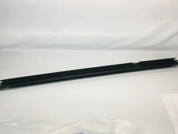 2016 2017 2018 2019 FORD EXPLORER REAR RIGHT WINDOW WEATHERSTRIP GENUINE OEM - Image 3