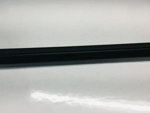2016 2017 2018 2019 FORD EXPLORER REAR RIGHT WINDOW WEATHERSTRIP GENUINE OEM - Image 7