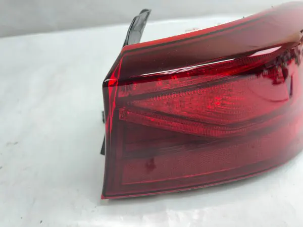 92402m7000 2019 2020 2021 2022 kia forte halogen rear right oem tail light - Image 9