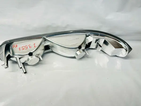2000 2001 2002 2003 2004 2005 2006 CHEVY SILVERADO SUBURBAN RIGHT TURN SIGNAL - Image 8