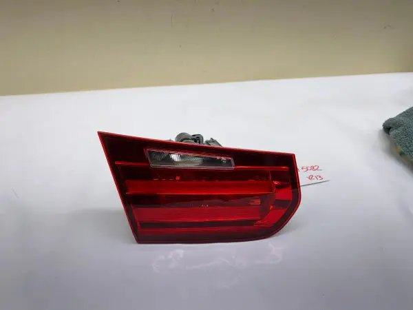 2012 2013 2014 2015 BMW F30 M3 3 SERIES 320 388 REAR RIGHT INNER OEM TAIL LIGHT - Image 8