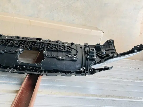 OEM 2017 2018 2019 2020 2021 Mazda CX5 CX-5 Front Grille Genuine KB8E-40-710J - Image 9