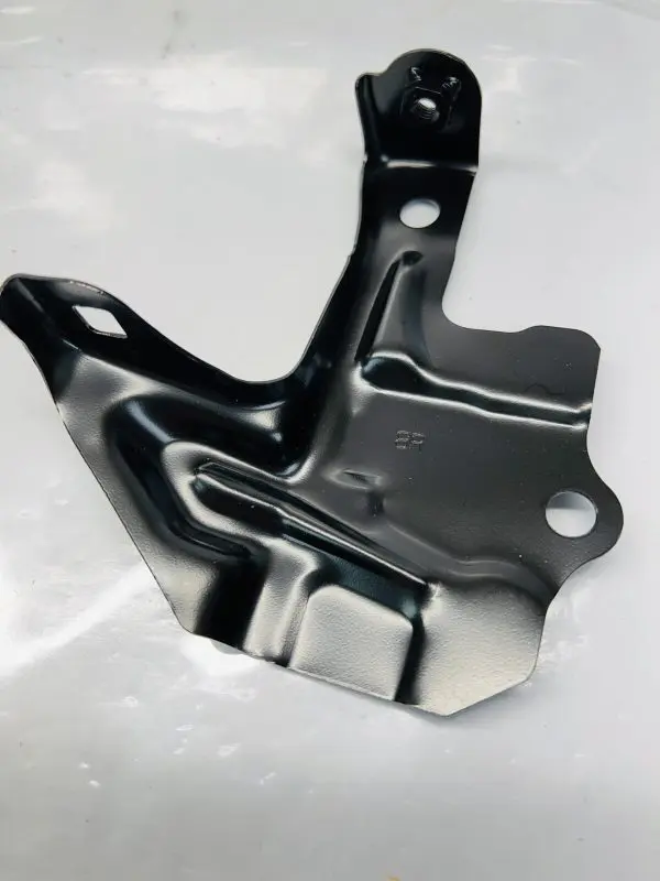 5214106170 2018 2019 2020 2021 2022 TOYOTA CAMRY SUPPORT RIGHT UPPER BRACKET OEM - Image 2