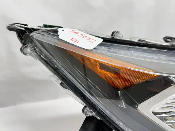2019 2020 2021 TOYOTA RAV4 LED FRONT RIGHT OEM HEADLIGHT - Image 8