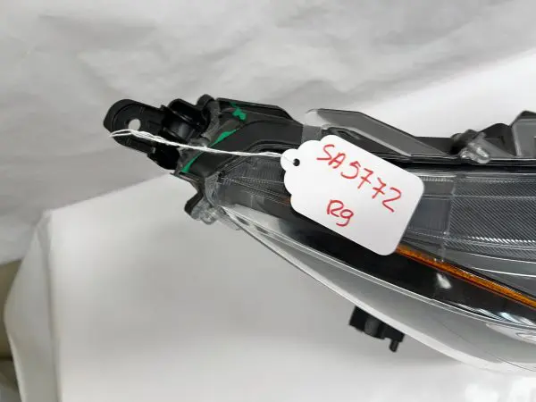 2019 2020 2021 TOYOTA RAV4 LED FRONT RIGHT OEM HEADLIGHT - Image 9