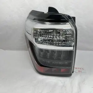 2014-2018 2019 2020 2021 2022 2023 toyota 4runner halogen left oem tail light