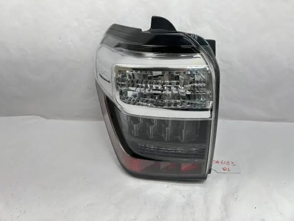 2014-2018 2019 2020 2021 2022 2023 toyota 4runner halogen left oem tail light